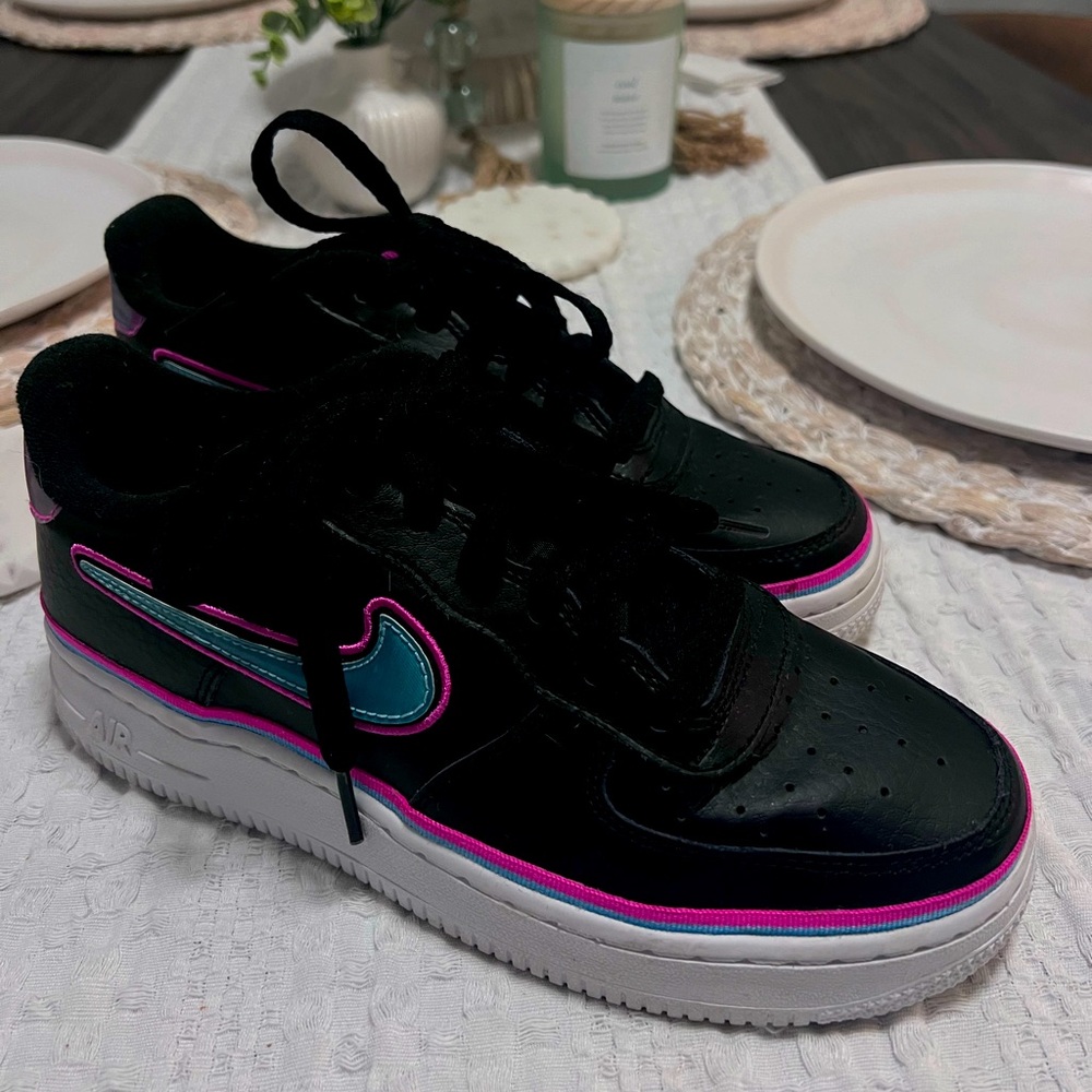 Nike Kids Sneakers Black with Pink and Teal Highlights